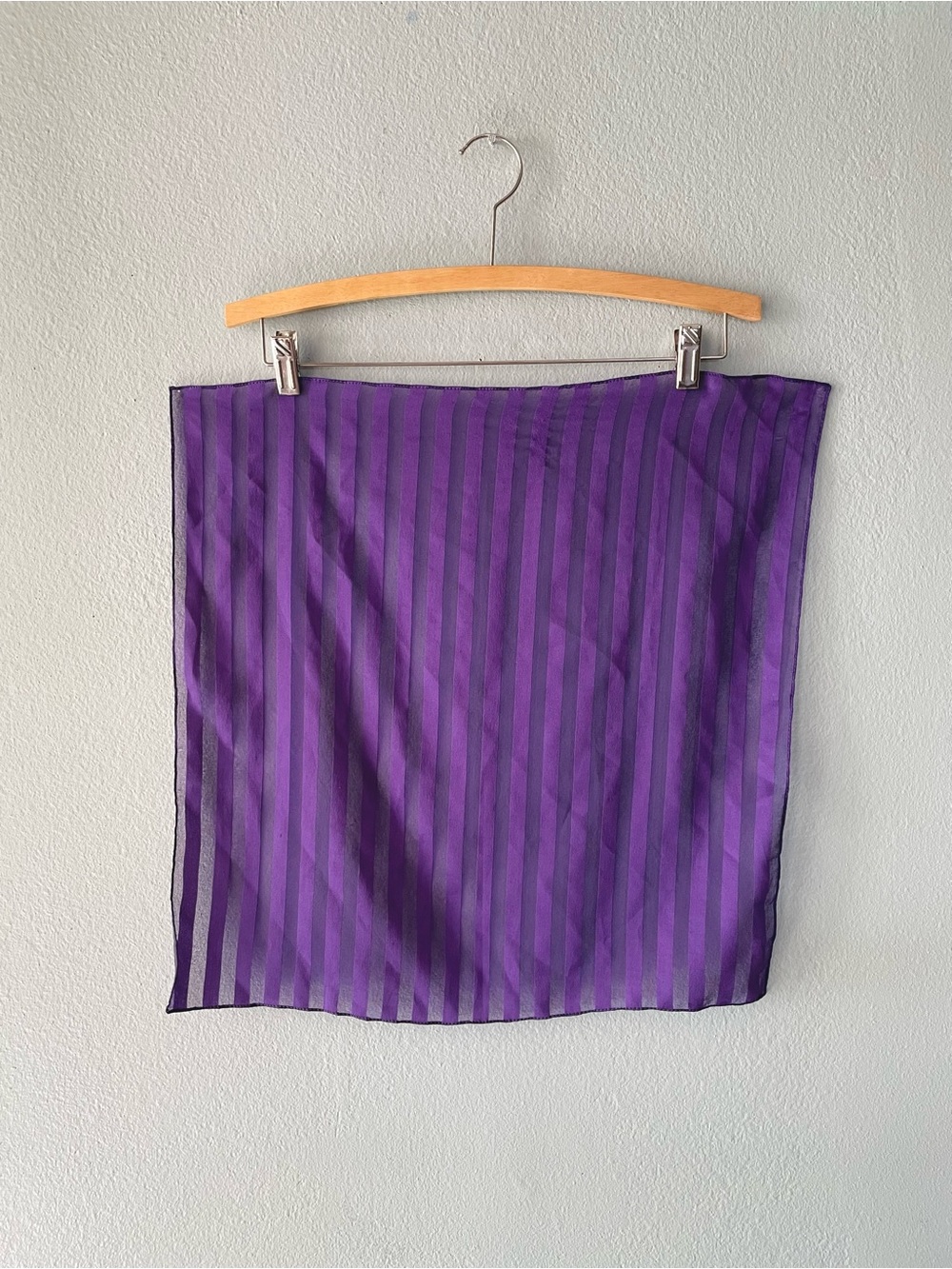 🌻5/$15🌻 Vintage | Purple Sheer Striped Bandana Scarf